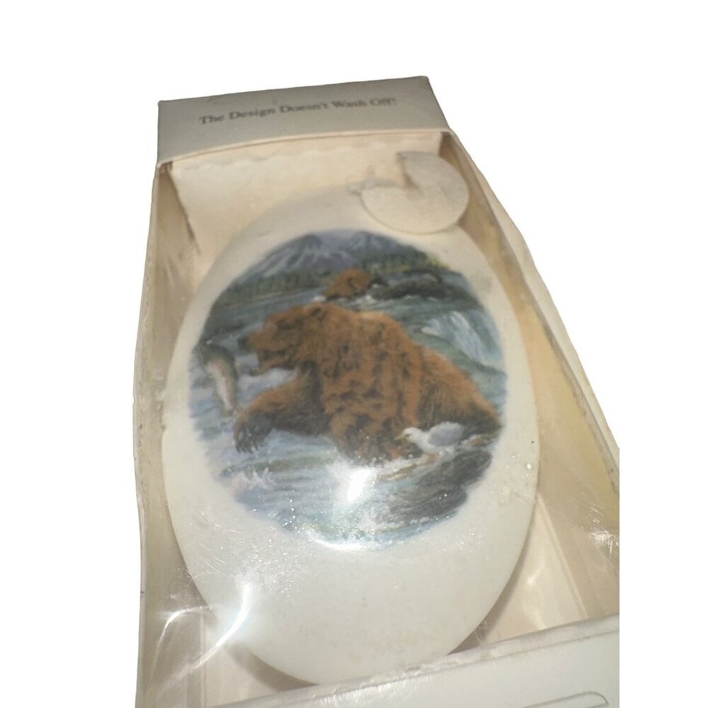 Lasting Impressions Picture Soap - Bear Catching Salmon - 3 Oz - Triple Milled R